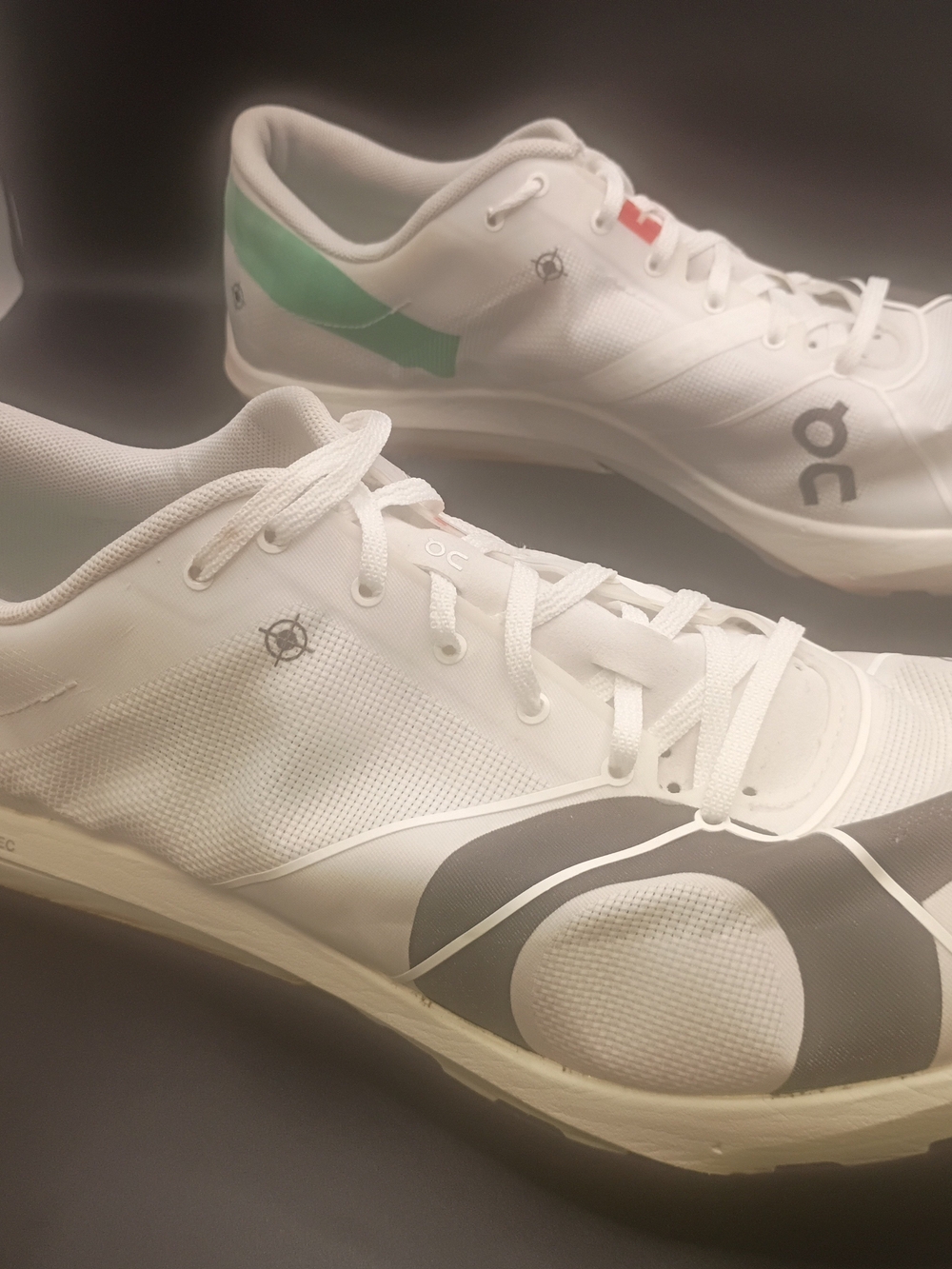 On Cloudspike 10000m Men’s Low Top Lace-Up Sneakers White Size 11.5 JP29.5 - Picture 7 of 11